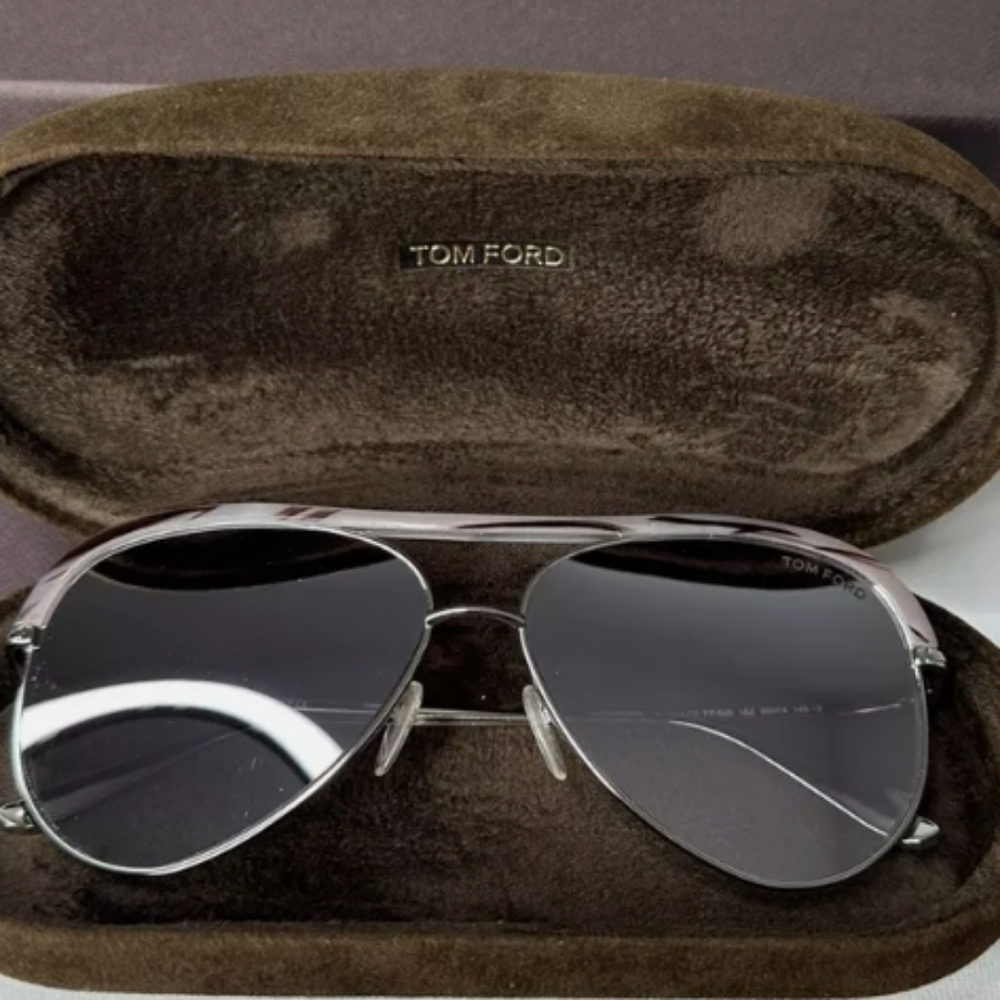 TOM FORD sunglasses with case
